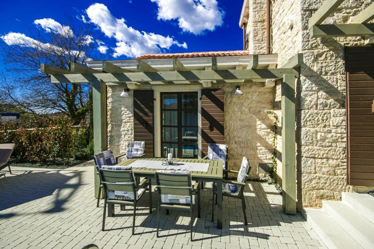 Stone Villa Zegna Ližnjan Exterior foto